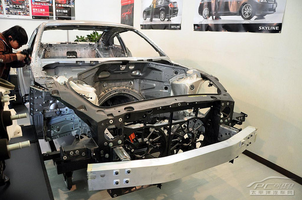 日產(chǎn)GT-R