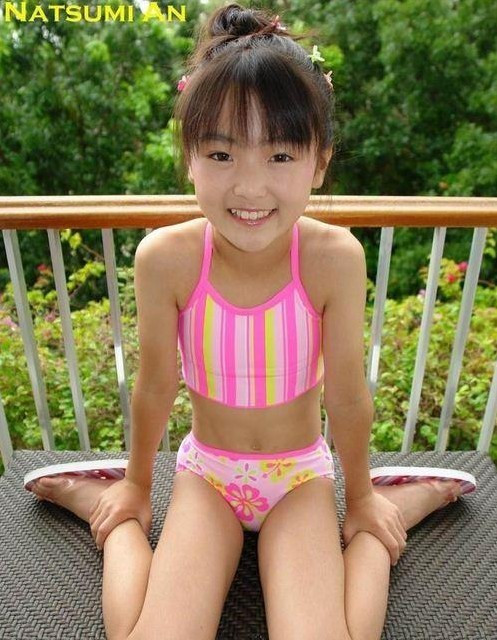 小模特暴露写真尺度堪比成人