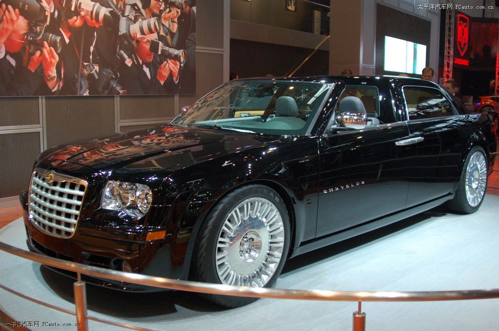 克萊斯勒300C車展高清大圖