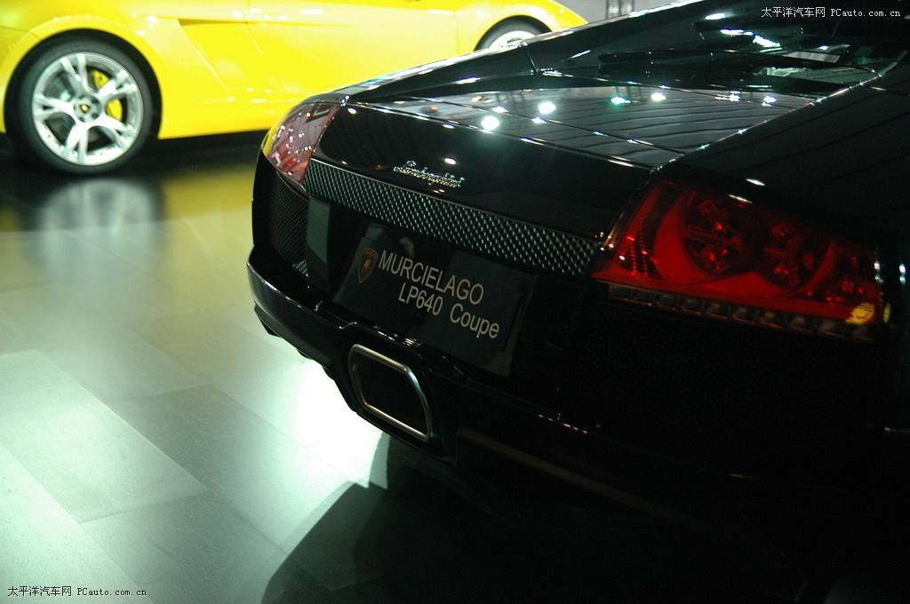 蝙蝠Murcielago車展高清大圖