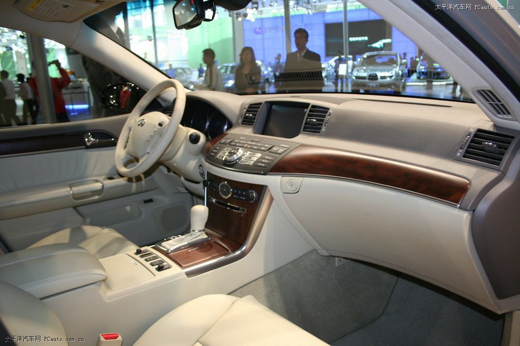 英菲尼迪M車展高清大圖